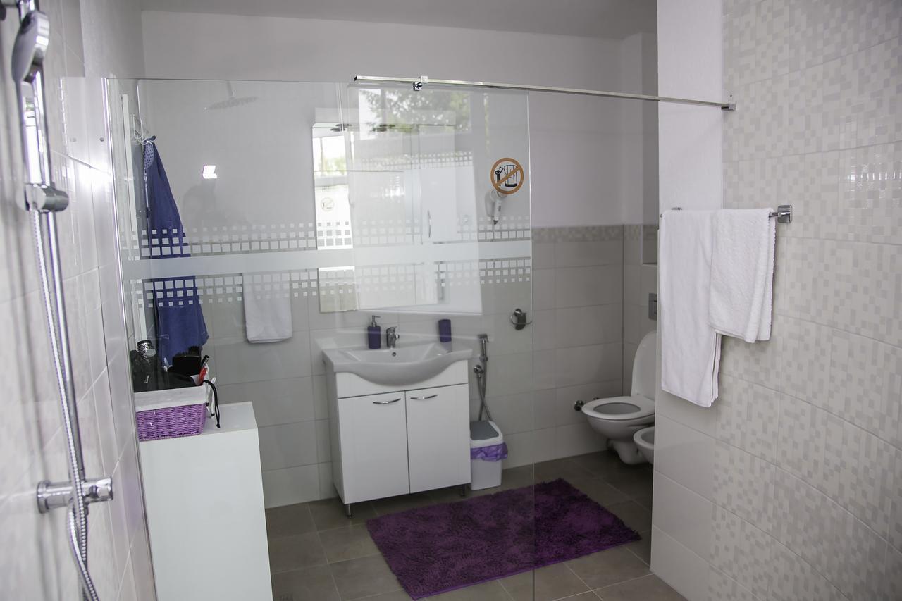 Lgp Exclusive Apartment Bihac Bagian luar foto