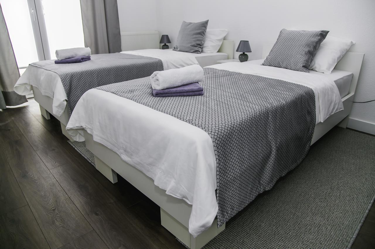 Lgp Exclusive Apartment Bihac Bagian luar foto
