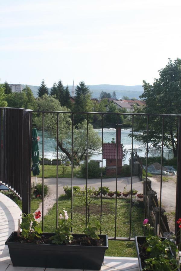 Lgp Exclusive Apartment Bihac Bagian luar foto