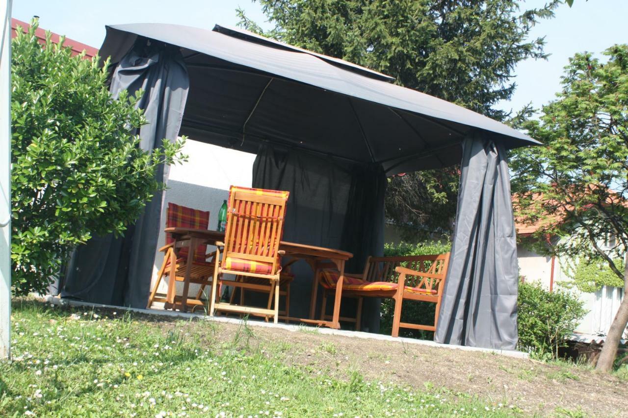Lgp Exclusive Apartment Bihac Bagian luar foto